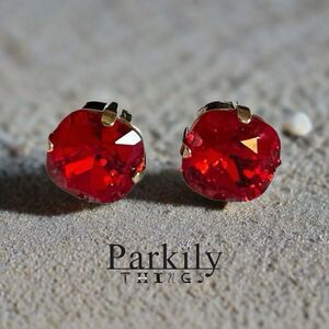 Handcrafted earrings with red Swarovski crystal